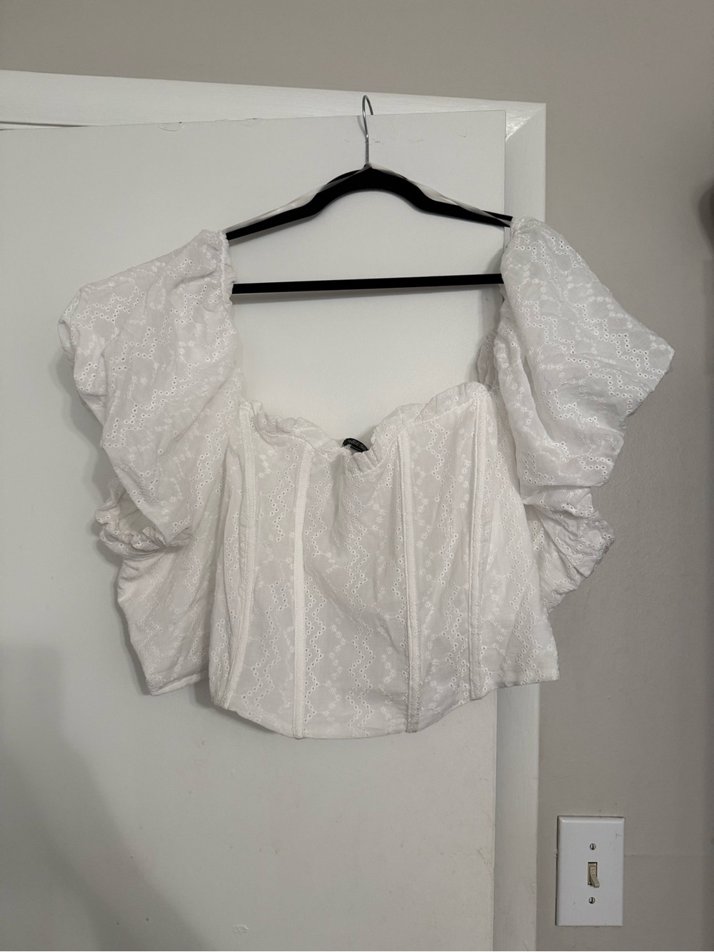 wild fable White Eyelet Puff-Sleeve Crop Top